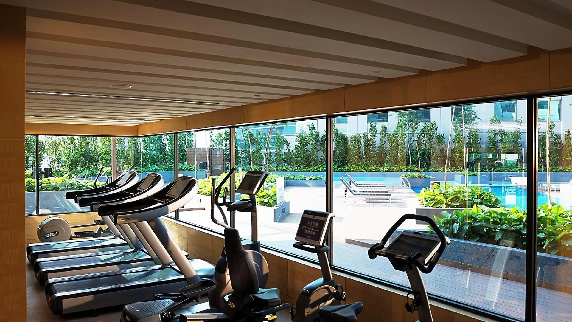 Hotel Doubletree By Hilton Johor Bahru 4*,
